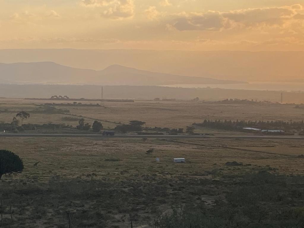Ole Munyak-4 Bed House On The Hill Villa Naivasha Exterior photo