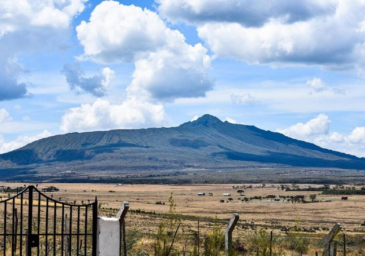 Ole Munyak-4 Bed House On The Hill Villa Naivasha Exterior photo